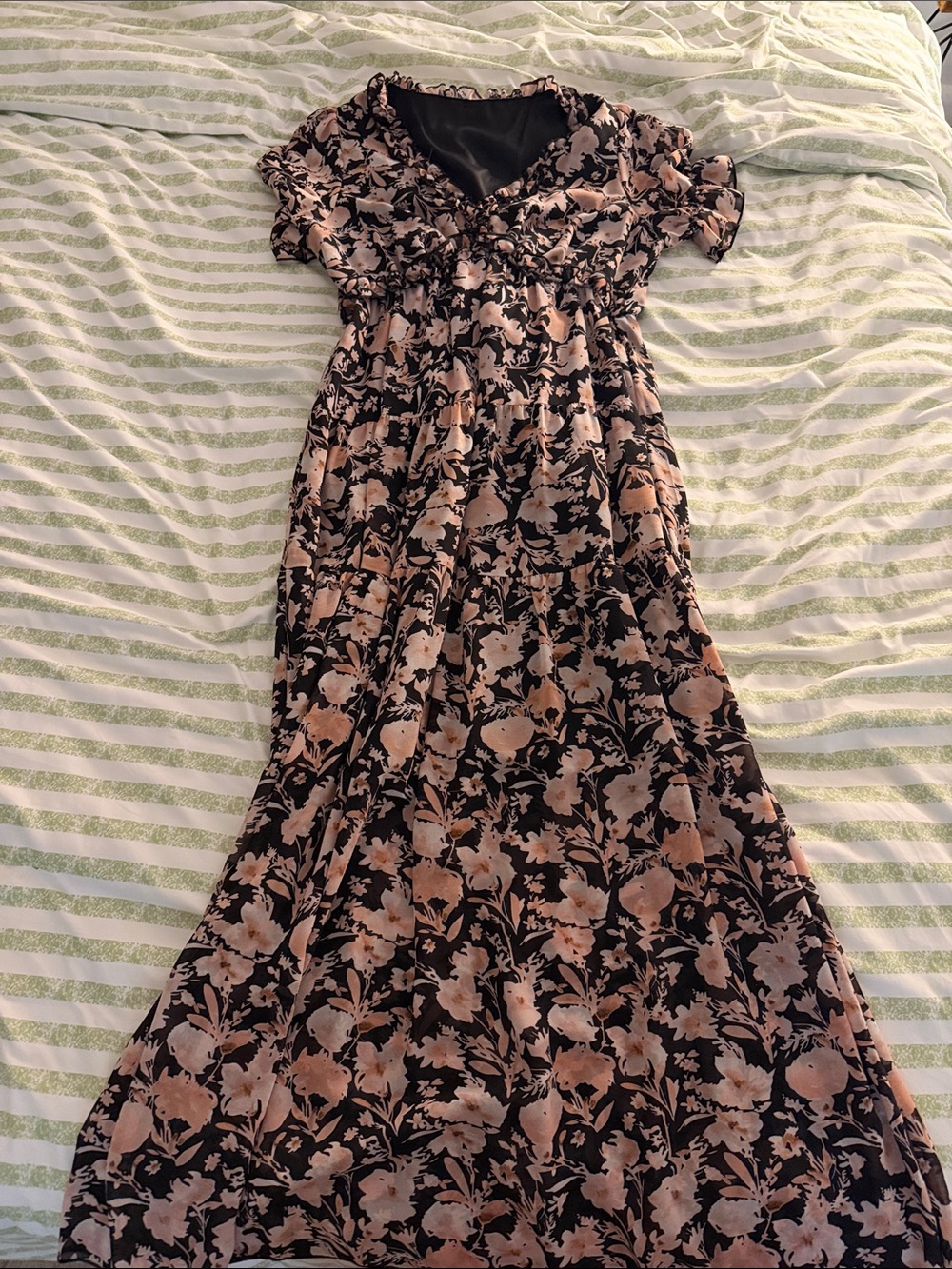 Women’s Floral Black and Blush Maxi Dress